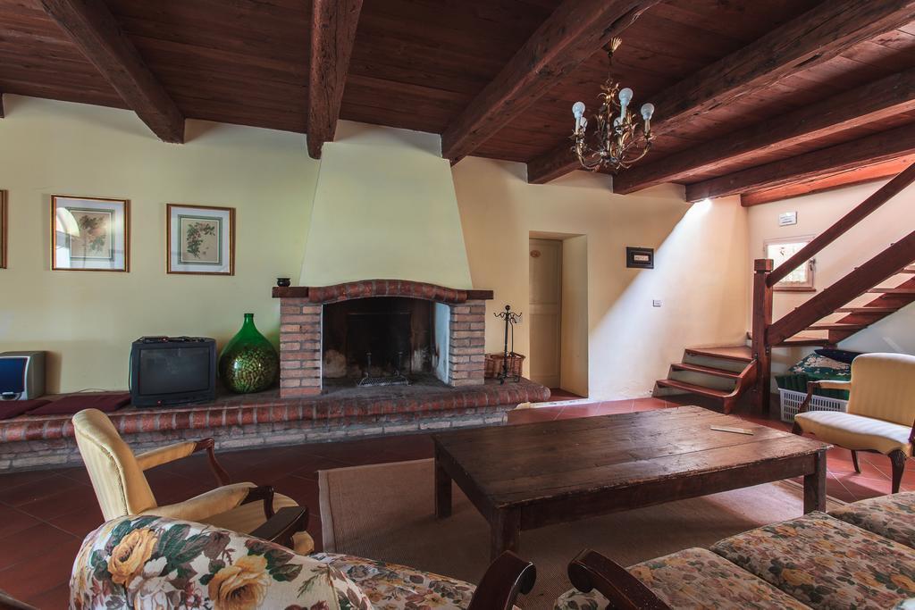 Agriturismo Il Pettirosso Hostal Forlì Exterior foto