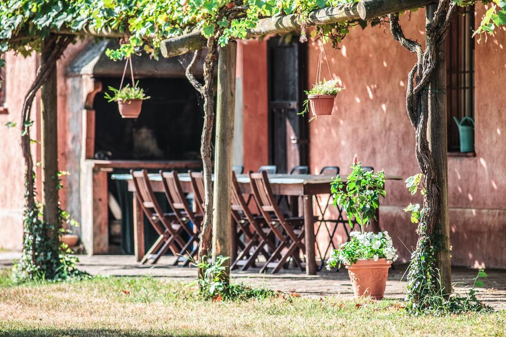 Agriturismo Il Pettirosso Hostal Forlì Exterior foto